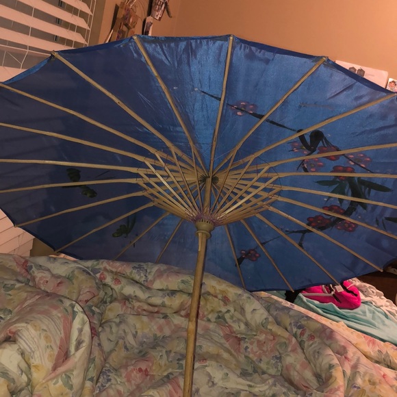 🌟5 for 20🌟Chinese oil-paper umbrella - Picture 2 of 3